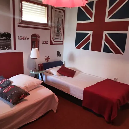 London Apartment